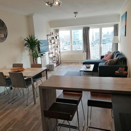 Appartement Oostende Vlak Aan Zee Exterior foto