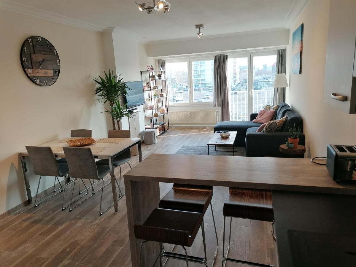 Appartement Oostende Vlak Aan Zee Exterior foto